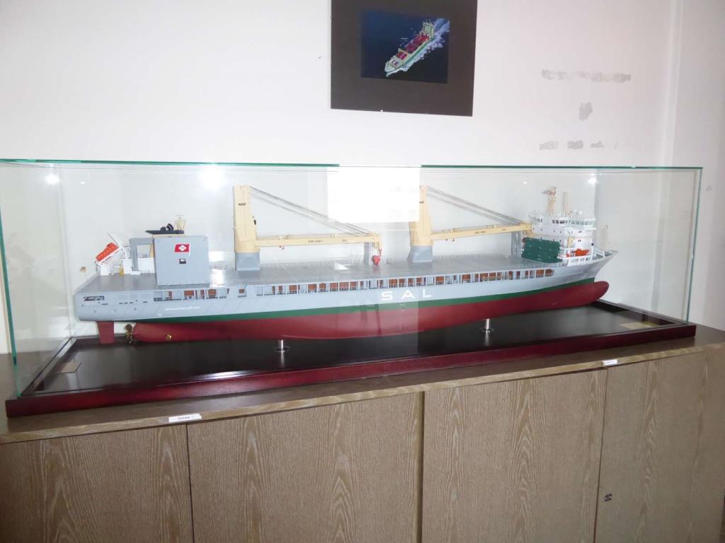 Schiffsmodelle der Pella Sietas GmbH