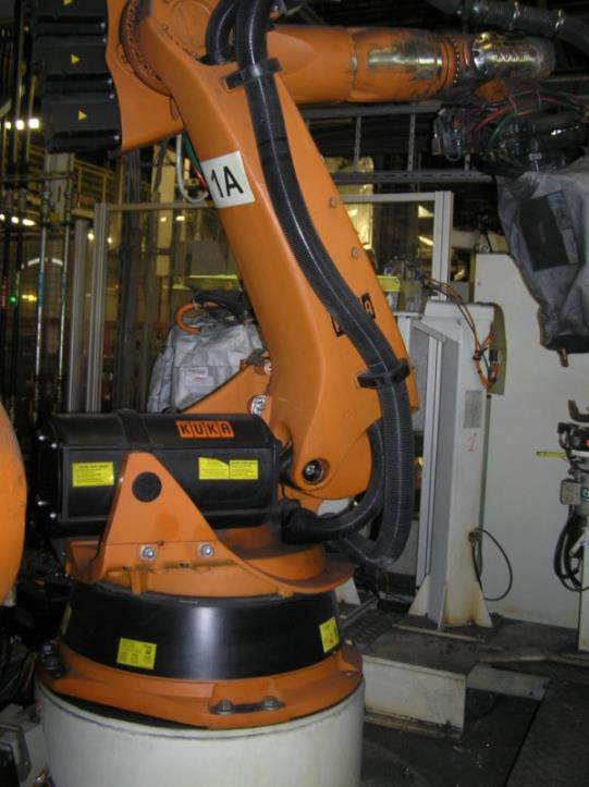 KUKA, Fronius 12 Industrieroboter gebraucht kaufen (Auction Premium) | NetBid Industrie-Auktionen